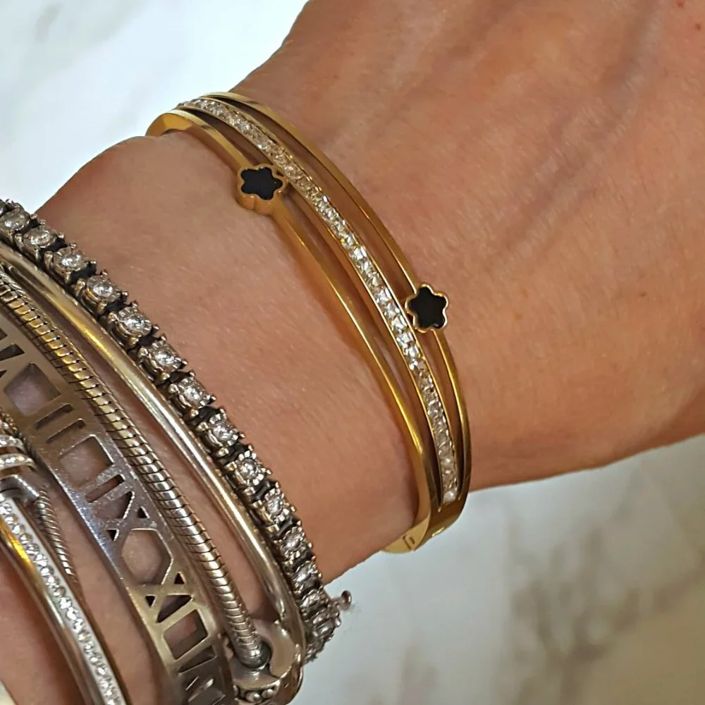 NEW! STAINLESS STEEL Clover & CRYSTALS BRACELET